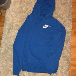 Nike sweatshirt